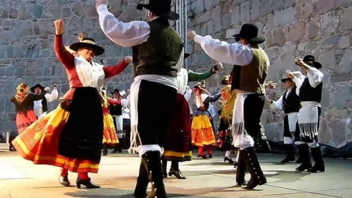Taller Baila con nosotros, aprende nuestras tradiciones