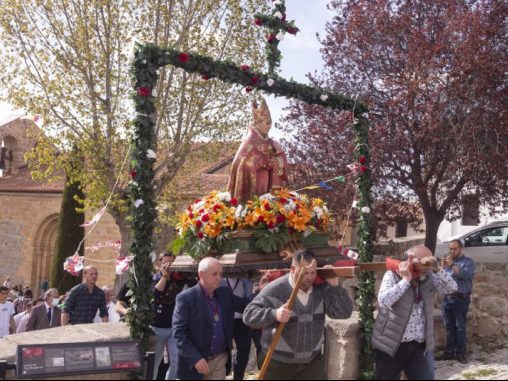 Triduo, misa y ofrenda floral en la Ermita de San Segundo