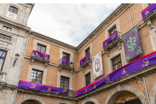 Hostelería y comercio se preparan para comenzar la Semana Santa con buenas previsiones 